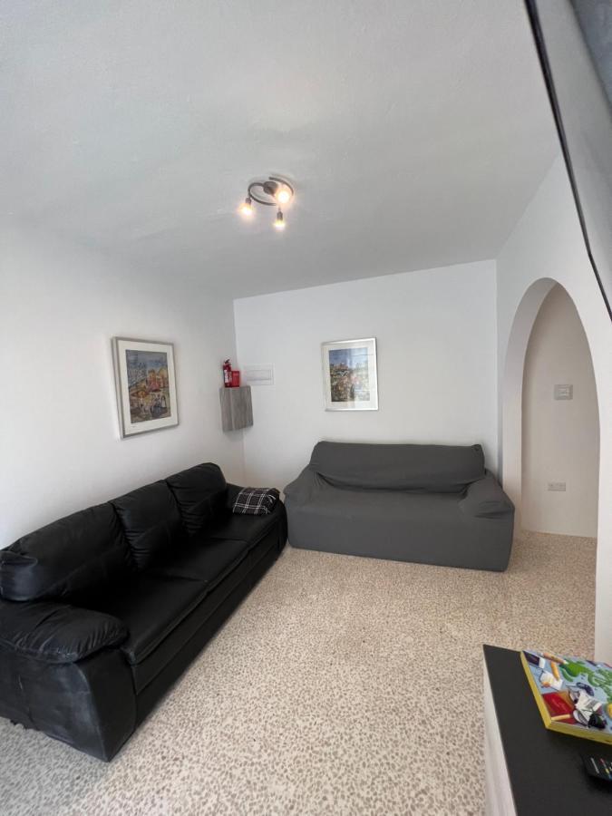 Modern Economy 2 Bedroom Apartment St. Paul's Bay Esterno foto